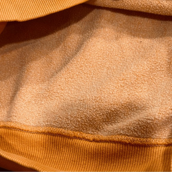 VINTAGE UNIVERSITY OF MICHIGAN GOLD HOODED SWEATSHIRT WOLVERINES COLLEGE 1980s - Picture 10 of 15